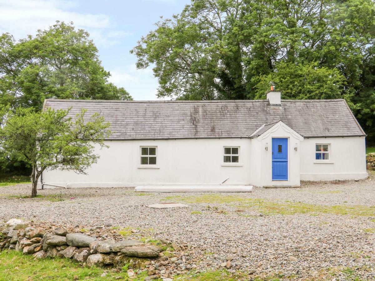 The Old White Cottage Shillelagh Buitenkant foto